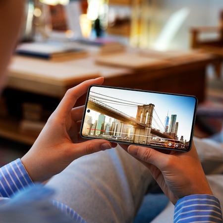 Zaslon OLED telefona Gigaset GS6